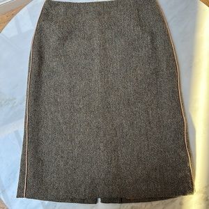 Wool Herringbone Aline Skirt with Blush Pink Piping. Made in Great Britain